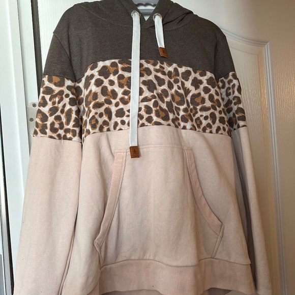 Wanakome - Picture 1 of 6